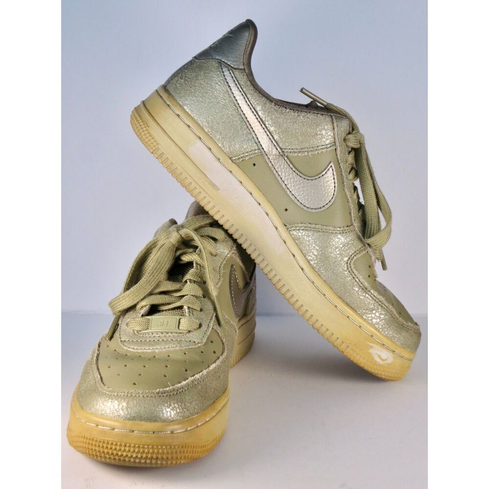 Nike Air Force 1 07 WB Light Army Green Suede Low Top Sneakers Size W 7 Gum Sole